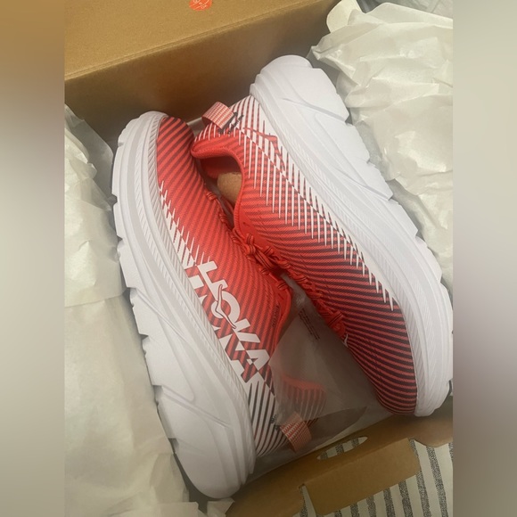 Hoka Shoes - Hoka shoes